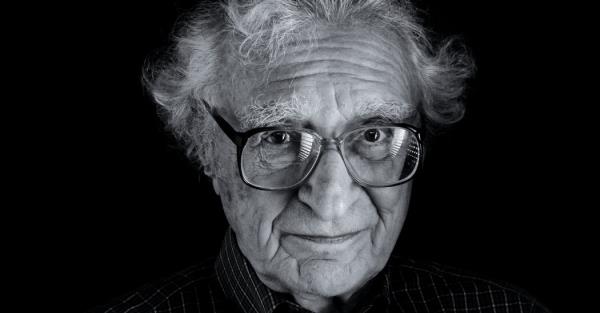 前专栏作家大卫·怀廷就儿子在监狱自杀起诉OC警长部门-每日新闻