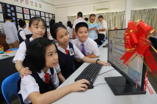 可用版本“老友比鸡有没有开挂”(原来确实是有挂)