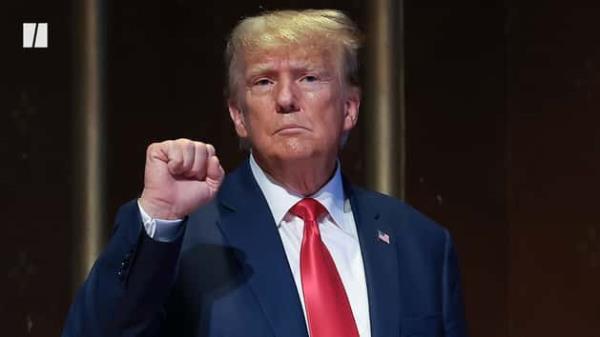 谢恩·麦高恩在医院见到伊梅尔达·梅时“非常高兴” 谢恩·麦高恩在医院见到伊梅尔达·梅时“非常高兴”