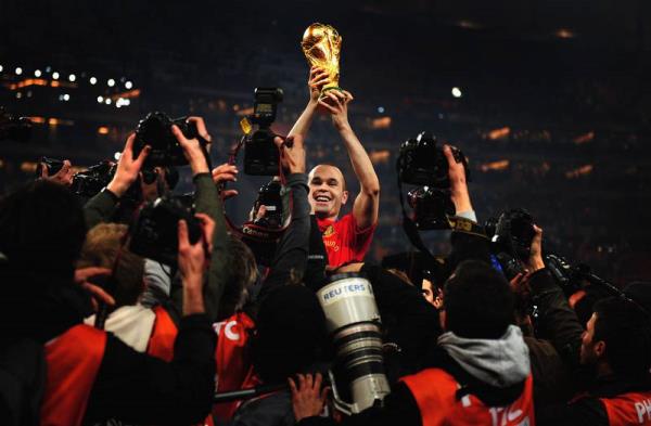 拉海纳大火发生一个月后，家属和居民都在寻求结束