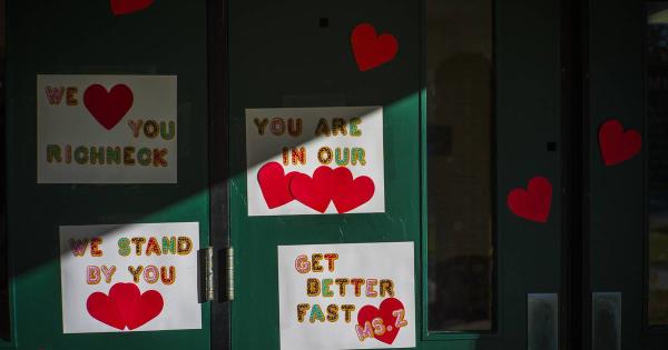 开挂辅助工具“微乐山东麻将万能开挂器通用版”开挂(透视)辅助教程