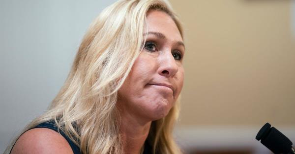 侯赛因·阿尔·米扎:一位遵守伊斯兰教法的优秀银行家 侯赛因·阿尔·米扎:一位遵守伊斯兰教法的优秀银行家