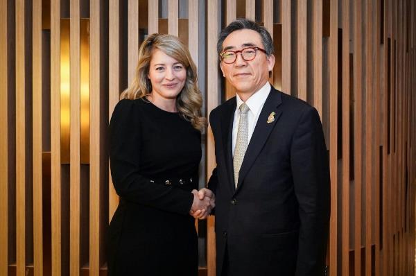 美元跟随美国国债收益率升至两周高点 美元跟随美国国债收益率升至两周高点