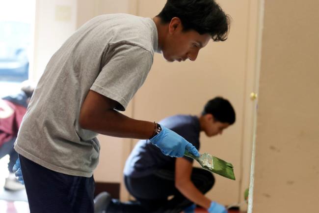 在抖音视频引发争议后，切尔西的目标维克多·奥西姆恩在那不勒斯面临不确定的未来