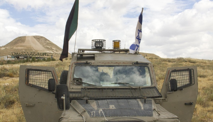 以色列和哈马斯在加沙城的战斗愈演愈烈，加速了巴勒斯坦人向南部的迁徙