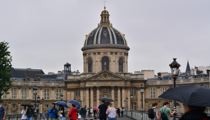 拒绝在乌克兰参战的俄罗斯人有资格在法国获得政治庇护 拒绝在乌克兰参战的俄罗斯人有资格在法国获得政治庇护