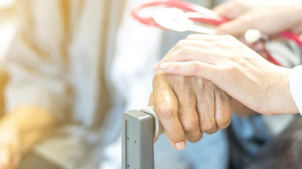 日本将进行老年人概况调查：部长