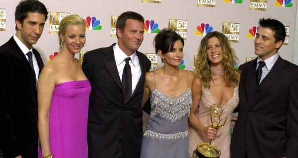 强力推荐“长虹大厅有挂吗!详细分享装挂步骤 强力推荐“长虹大厅有挂吗!详细分享装挂步骤