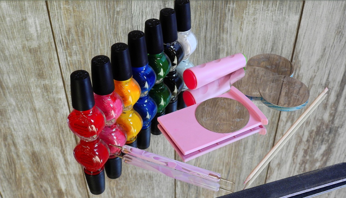 可用版本“全民比鸡开挂辅助!分享用挂教程