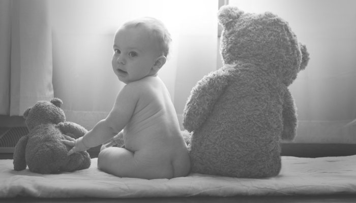 伊芙·克利里:伤心欲绝的妈妈说女儿躺在被尿浸透的水槽旁受苦 伊芙·克利里:伤心欲绝的妈妈说女儿躺在被尿浸透的水槽旁受苦