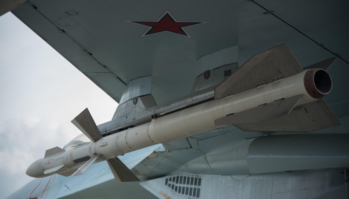 里昂与主教练格罗索分道扬镳，噩梦仍在继续