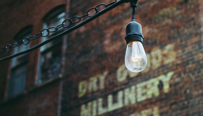 铁、火和血雨点般落在被包围的加沙城 铁、火和血雨点般落在被包围的加沙城