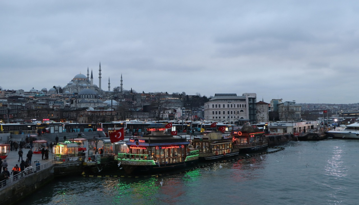 铁道部长对孟买至艾哈迈达巴德高铁的重大更新:“首段将于…完工” 铁道部长对孟买至艾哈迈达巴德高铁的重大更新:“首段将于…完工”