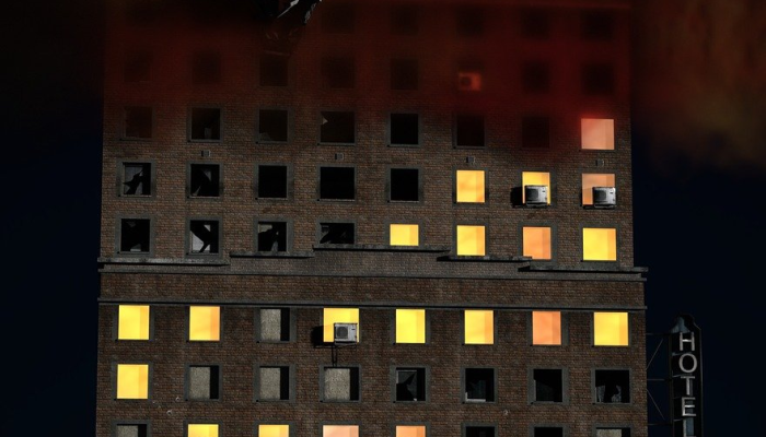 迪拜菲律宾餐厅丹帕被大火烧毁 迪拜菲律宾餐厅丹帕被大火烧毁