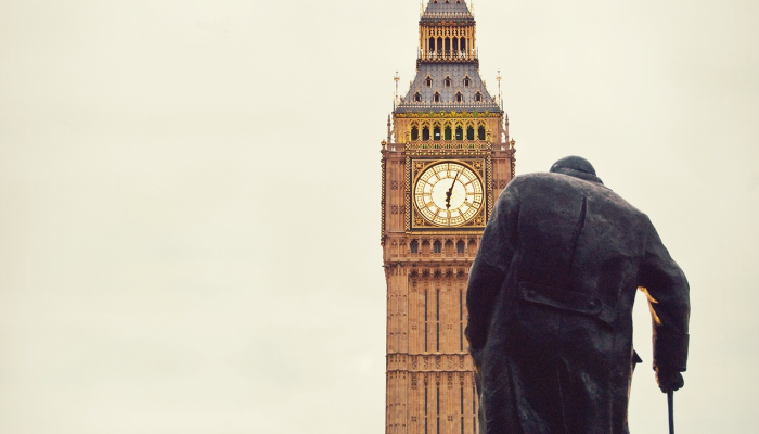 尼古拉斯·霍尔特在《超人传奇》中饰演莱克斯·卢瑟 尼古拉斯·霍尔特在《超人传奇》中饰演莱克斯·卢瑟