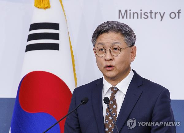Foreign ministry spokesperson Lim Soo-suk speaks during a regular press briefing at the ministry building in Seoul on April 2, 2024. (Yonhap)