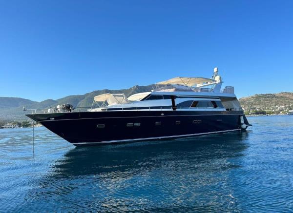 莫迪总理访问后,各界名流纷纷将拉克沙普吹捧为必游之地;抨击马尔代夫领导人的言论 莫迪总理访问后,各界名流纷纷将拉克沙普吹捧为必游之地;抨击马尔代夫领导人的言论