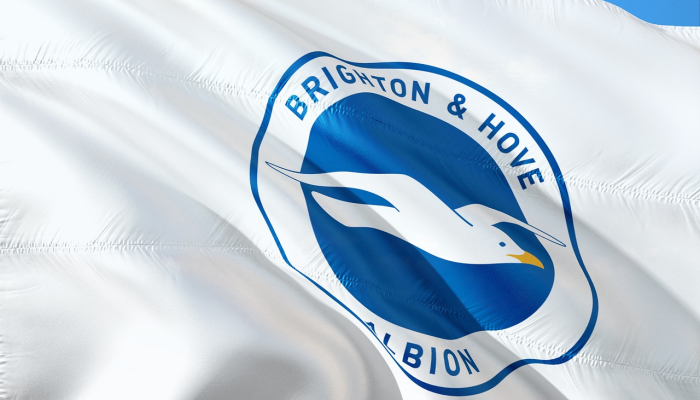 Breach Candy医院首席执行官开三轮车Anand Mahindra回应道 Breach Candy医院首席执行官开三轮车Anand Mahindra回应道