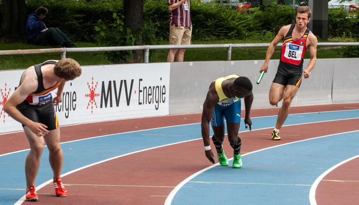 万能开挂辅助“蜀山四川麻将必赢神器”(原来确实是有挂)