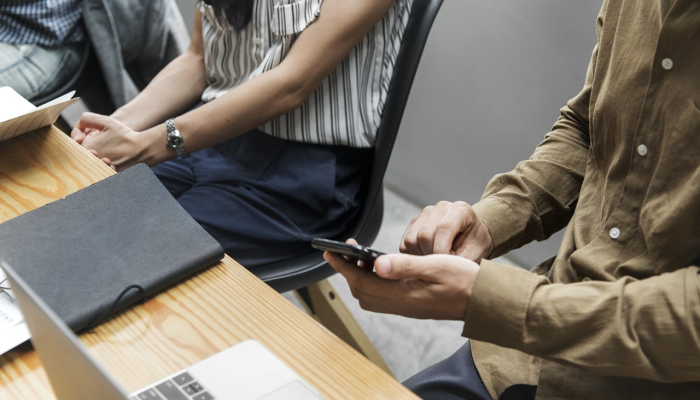 支持巴勒斯坦的抗议者占领了斯坦福大学校长办公室