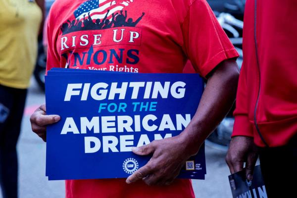 据报道,抖音责骂员工销售额下滑,同时大肆挥霍薪水和派对 据报道,抖音责骂员工销售额下滑,同时大肆挥霍薪水和派对