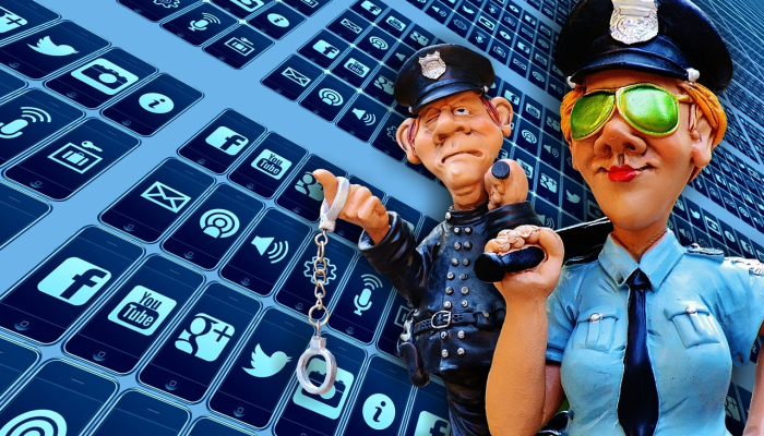 罗克希尔警方称,两名男子被控向汽车开枪4人受伤 罗克希尔警方称,两名男子被控向汽车开枪4人受伤