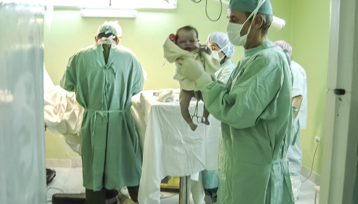 加州医生在护理计划中被骗走数百万美元:联邦调查局 加州医生在护理计划中被骗走数百万美元:联邦调查局