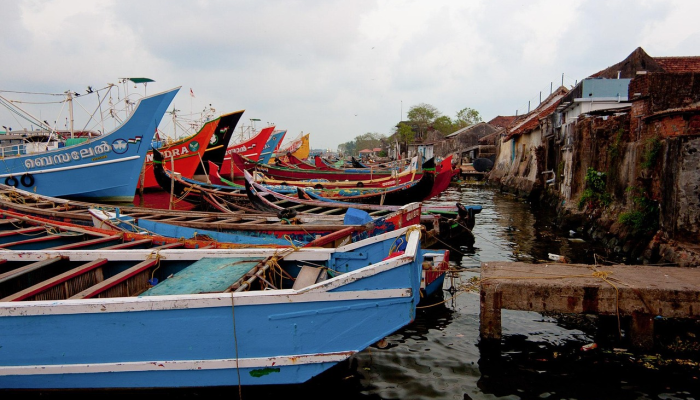 法国南部洪水淹没汽车,7人失踪:官方消息 法国南部洪水淹没汽车,7人失踪:官方消息