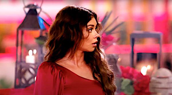 万能开挂辅助“三哥玩摆头注怎么拿好牌!详细分享装挂步骤