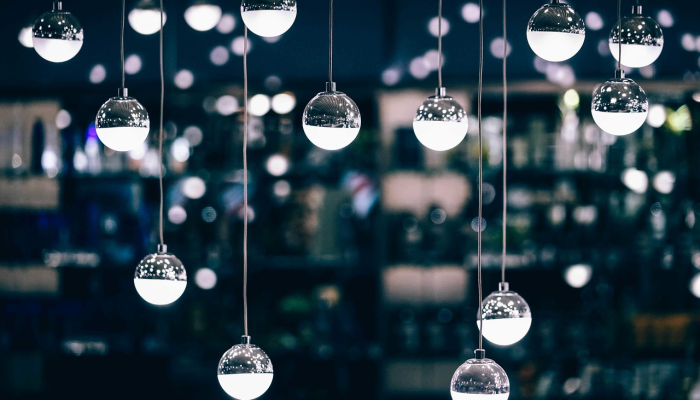 在I-T没收30亿卢比之前，国大党总是为Dhiraj Prasad Sahu付出额外的努力