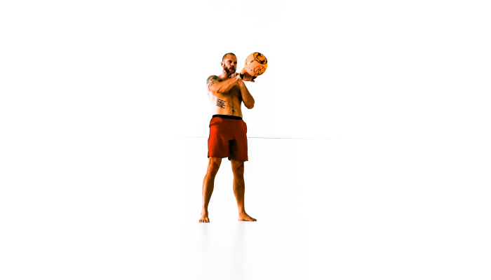 来认识一下克里斯·库库雷克,49人队的助理教练,他是训练的心脏,也是职业生涯复兴的大师 来认识一下克里斯·库库雷克,49人队的助理教练,他是训练的心脏,也是职业生涯复兴的大师