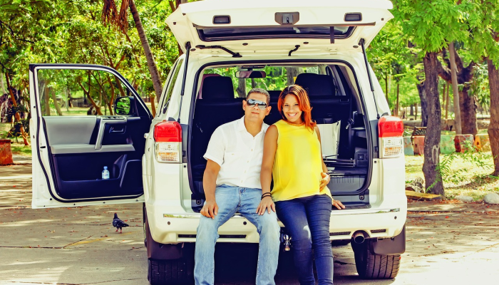 波莫纳车祸：6岁女孩死亡，妹妹在和母亲散步时受伤