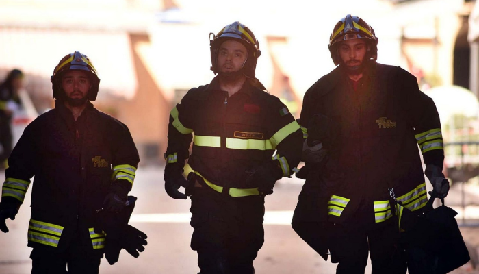 多诺万·刘易斯的家人起诉了枪杀他的哥伦布警察 多诺万·刘易斯的家人起诉了枪杀他的哥伦布警察