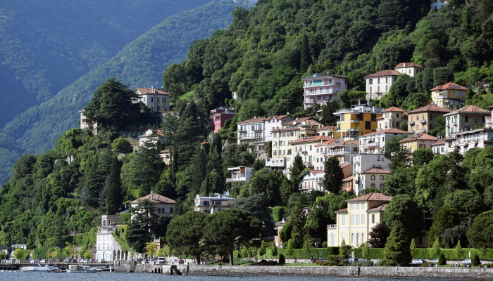 叙利亚反对派救援人员表示,仍有数百个家庭被埋在地震废墟下 叙利亚反对派救援人员表示,仍有数百个家庭被埋在地震废墟下