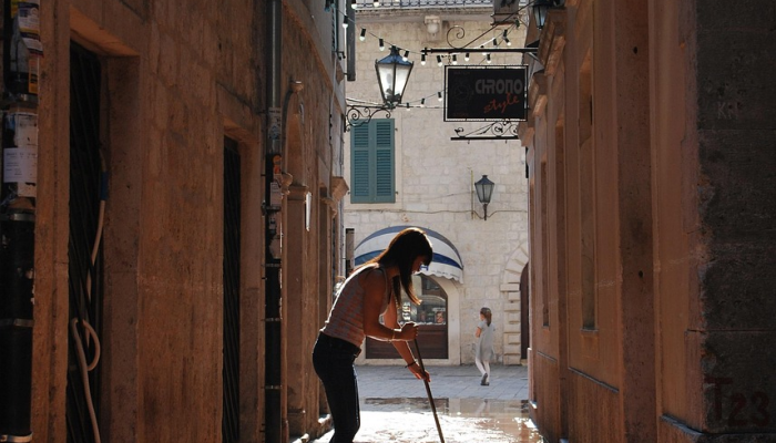 意大利一个移民接待中心发生爆炸 意大利一个移民接待中心发生爆炸