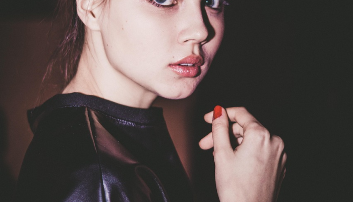 梅根·马克尔完美的化妆风格——如何打造完美的妆容 梅根·马克尔完美的化妆风格——如何打造完美的妆容