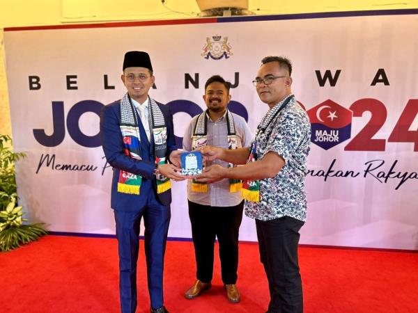 ACT-CIS党派代表杰弗里·索里亚诺辞职 ACT-CIS党派代表杰弗里·索里亚诺辞职