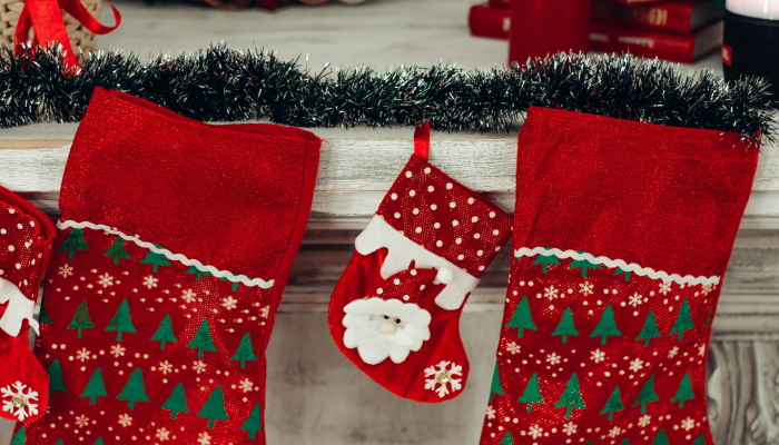 圣诞节以来，爱尔兰商店召回了袜子、迪斯科球和香水等产品