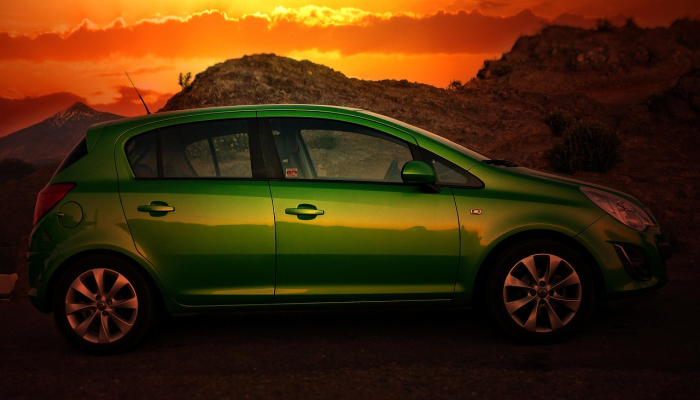 四名失踪的威尔士青少年的尸体在撞毁的汽车中被发现