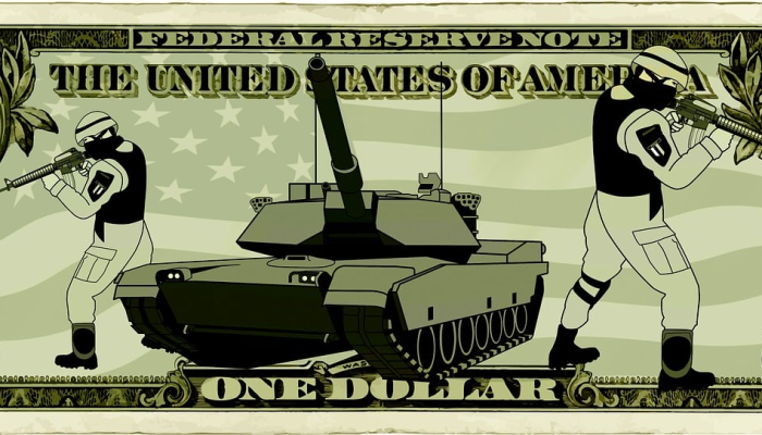 大约13000名美国汽车工人开始罢工,要求提高工资和福利 大约13000名美国汽车工人开始罢工,要求提高工资和福利