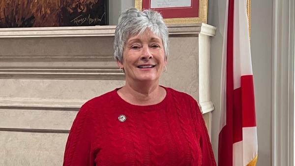 卡塔尔天气:明日可能有小雨,海事警告 卡塔尔天气:明日可能有小雨,海事警告