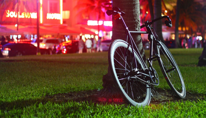 法国将禁止穆斯林学生在学校穿长袍 法国将禁止穆斯林学生在学校穿长袍