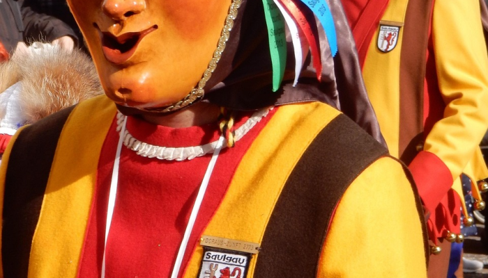 在索诺玛县的第一场女子橄榄球比赛中,兰乔科特击败了圣马林队 在索诺玛县的第一场女子橄榄球比赛中,兰乔科特击败了圣马林队