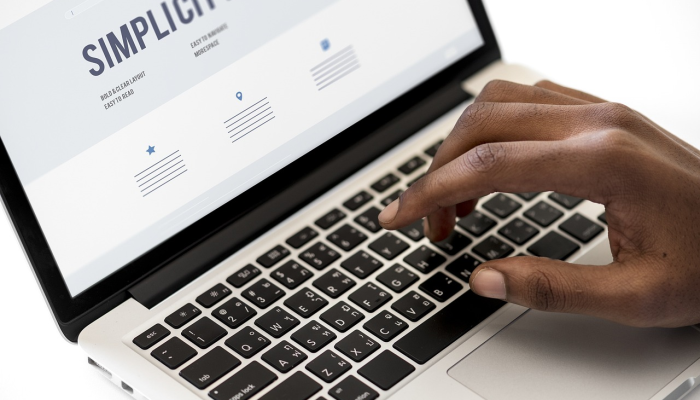 1分钟学会“边锋掼蛋透视”(原来确实是有挂)