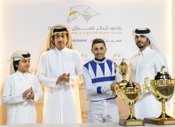 玩家辅助神器:“微乐麻将开挂神器!分享用挂教程 玩家辅助神器:“微乐麻将开挂神器!分享用挂教程