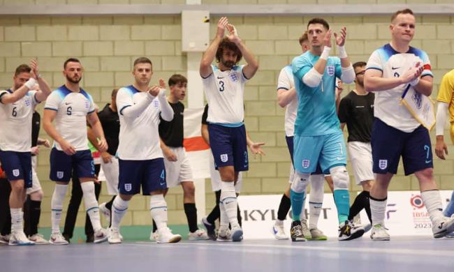 教程辅助!“白金岛跑得快开挂神器”(曝光透视必备猫腻)