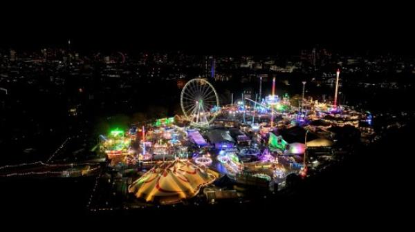 Oxford Street Christmas Lights switch on in London
