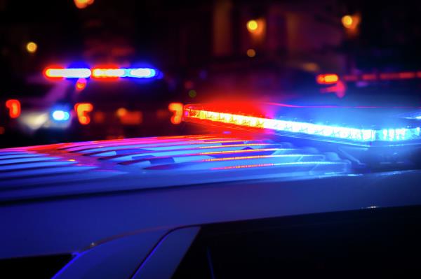 德克萨斯州埃尔帕索购物中心发生枪击案，1人死亡，3人受伤
