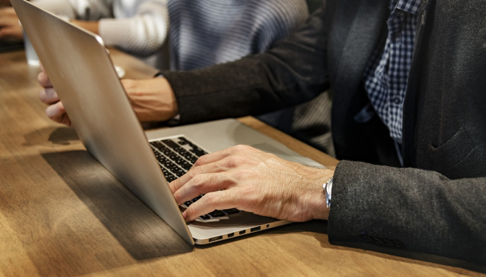 玩家辅助神器：“方片十三张有没有挂”其实确实有挂