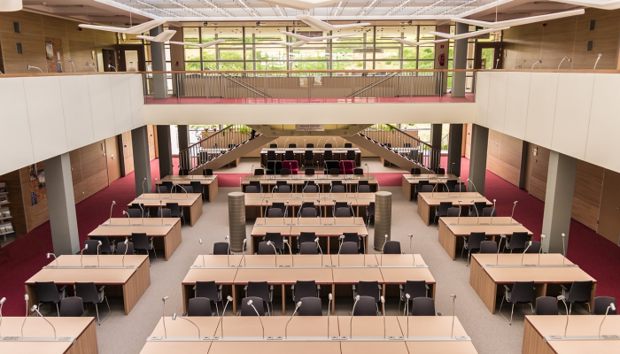 几所大学开始试验微型核能